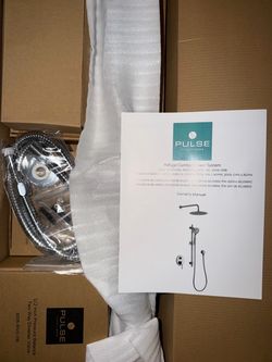Kauai/Pulse ShowerSpas Refuge Combo Shower System