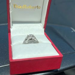 10k white gold with small diamonds