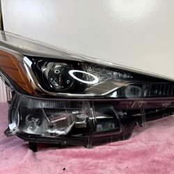 2019 - 2022 TOYOTA PRIUS SIDE RH PASSENGER OEM