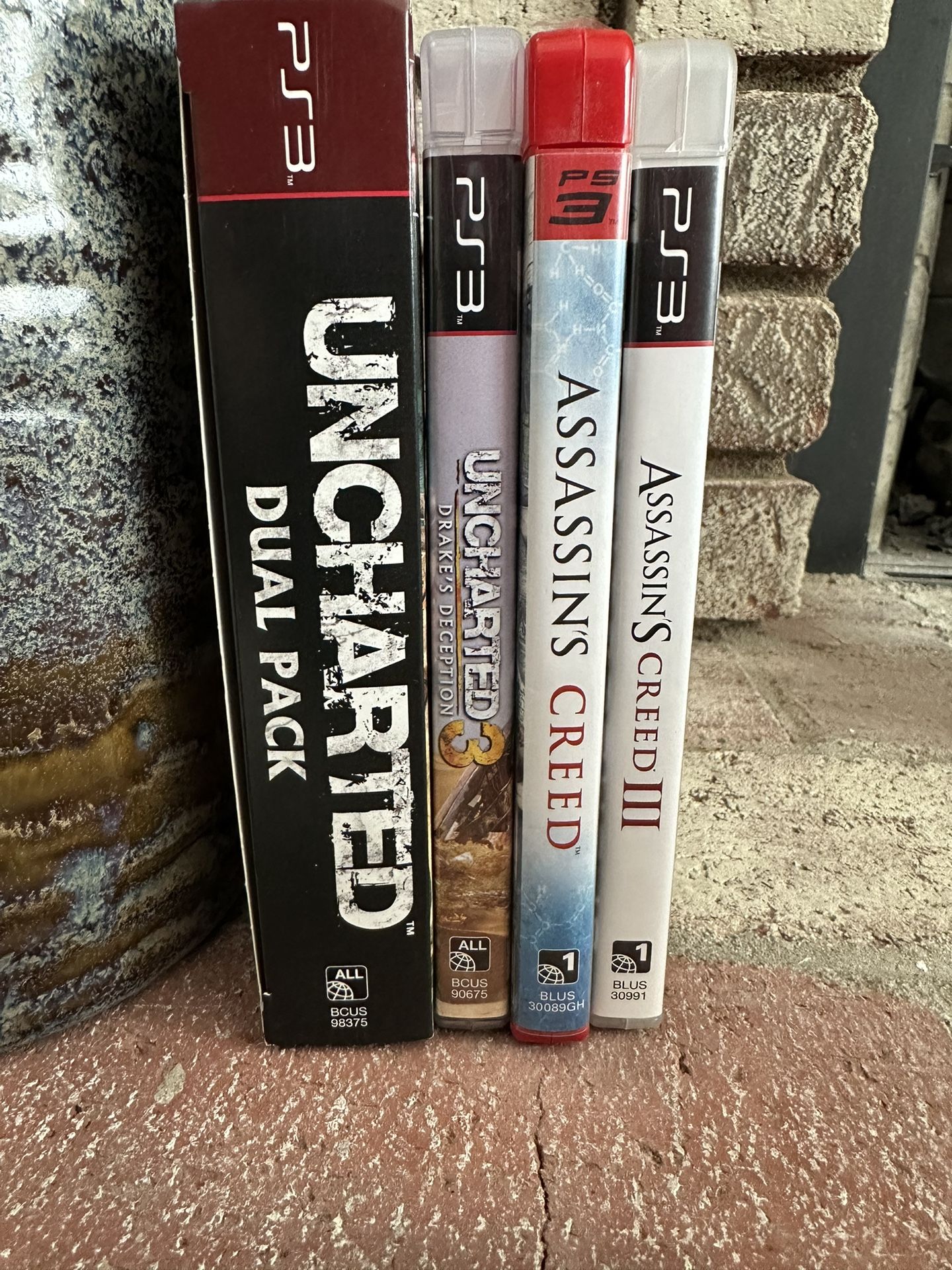 Uncharted Assassin’s Creed Bundle For PS3