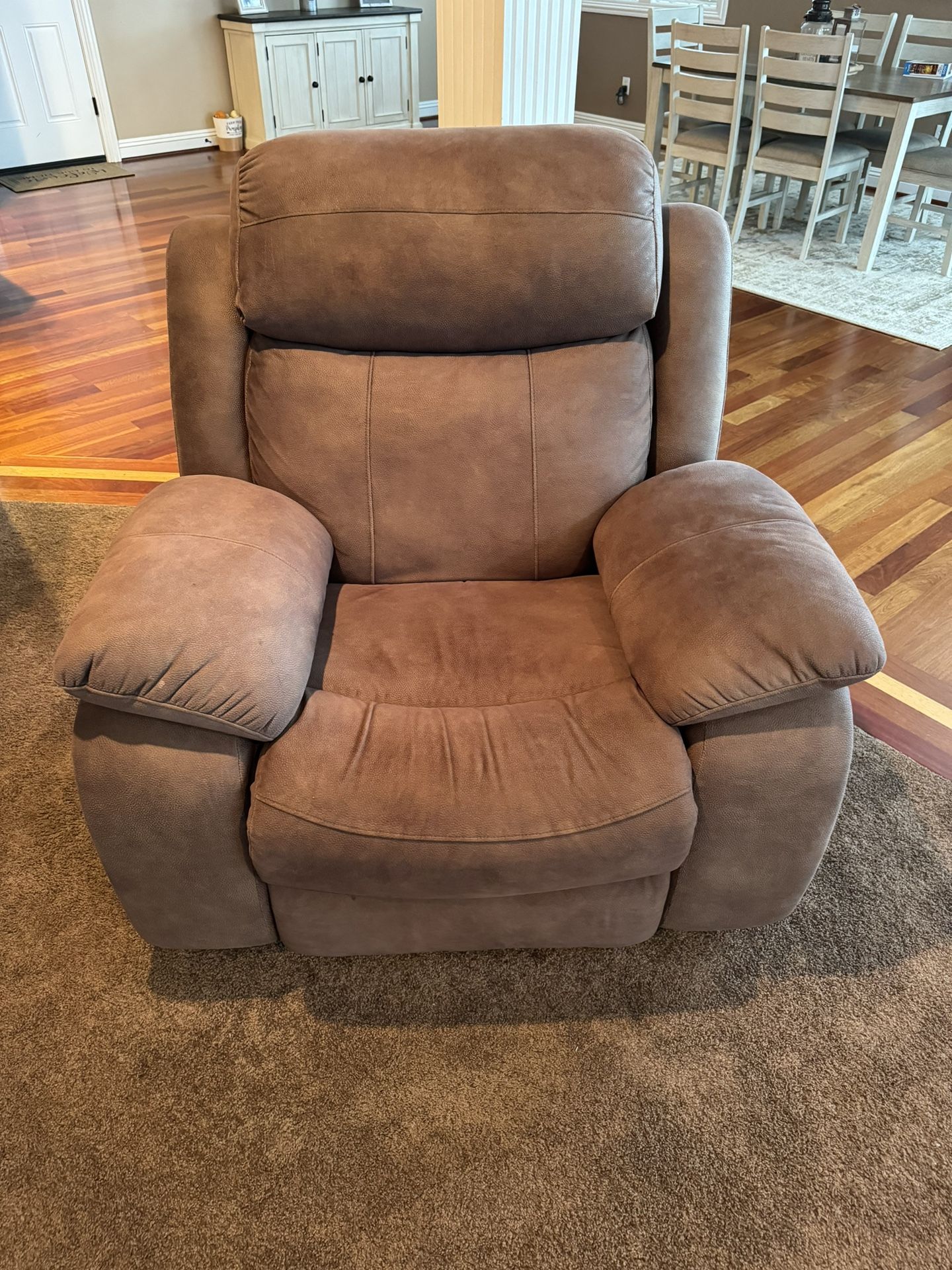 Automatic Recliner Chair