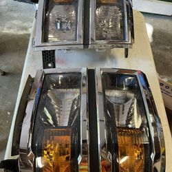 Headlights 2014 Chevy Silverado 