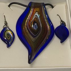 🎁🎄🎁Vintage Murano Glass Pendant Necklace & Earrings: Gold, Blue & Turquoise Swirl