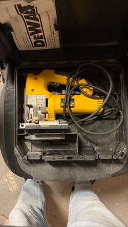 DEWALT JIGSAW