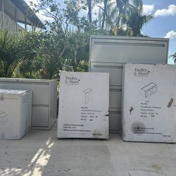 Findley And Myers Cabinets