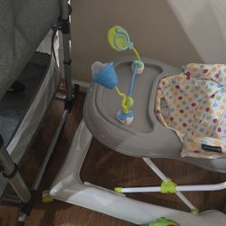  Baby Trend Activity Walker 