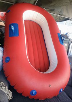 WFS Dolphin River Raft with ores