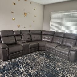 Reclining Couch For Sale ( IMMEDIATE Pick Up Only) Willing To Negotiate. 