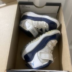 Size 8c Toddler Jordan’s 