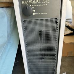 BLUEAIR 403 PURIFYING HEPA SILENT AIR SYSTEM. 