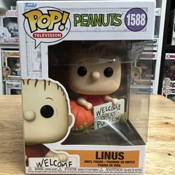 Linus w/ Pumpkin Peanuts Funko Pop #1588 Charlie Brown Comics Great Halloween