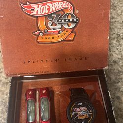 Hot Wheels 30th Anniversary spitting Image Watch And Car Set