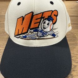 New York Mets Sliding Mr. Met SnapBack Hat NEW