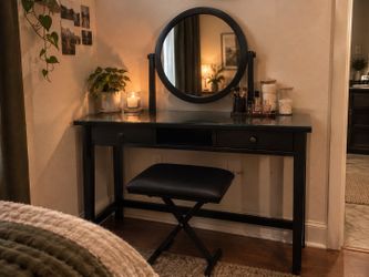 Black Vanity w/ Mirror