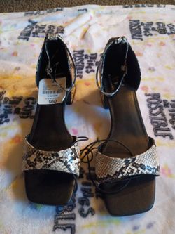 Women's shoe size 9