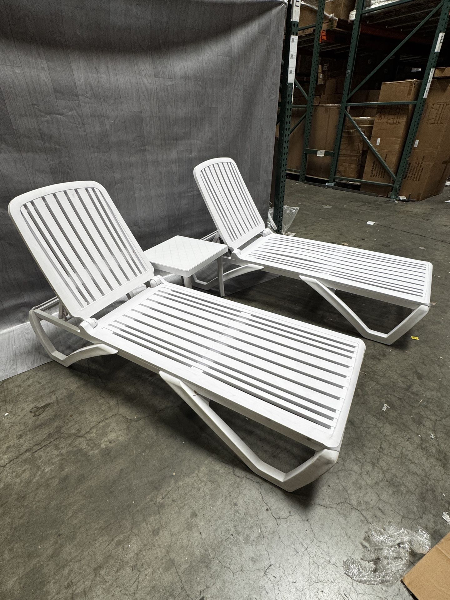 $150.00 New 3 Pieces White Plastic Outdoor Patio Pool Chaise Lounge Pool Tanning Adjustable Recliner