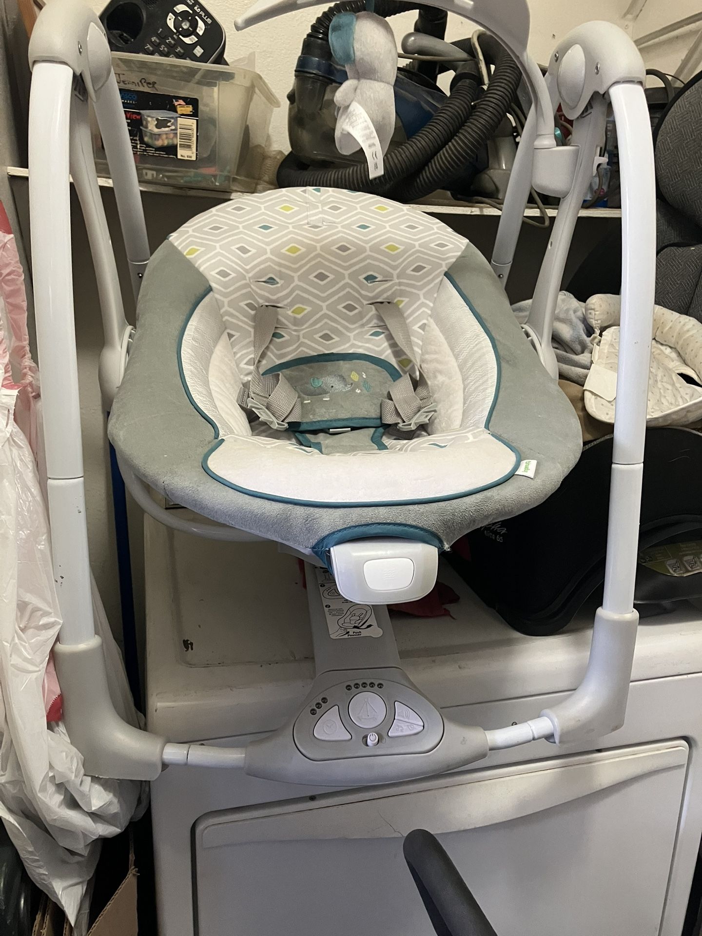 Newborn / Infant Swing