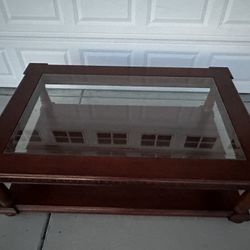 Supper Large Coffee Table with Glass Top