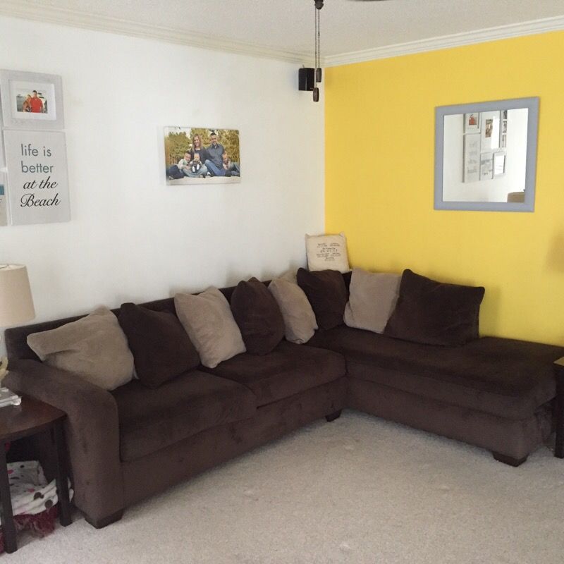 Ashley Furniture Dahlen 2-piece sectional