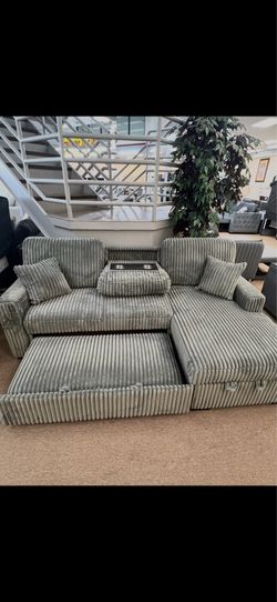 Sectional Convertible To Bed