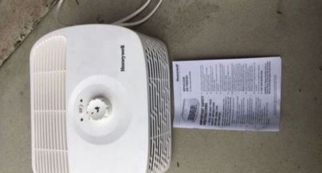 Honeywell Hepa Air Purifier Filter W/ Box And Instructions
