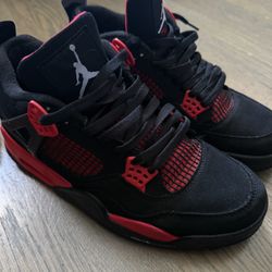 Red Thunder 4 Size 8 1/2