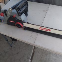 Oregon Electric  Chainsaw.     New