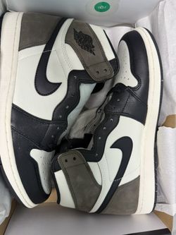 Jordan 1ns Mocha Size 11