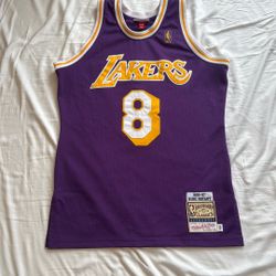 Kobe Bryant - 96-97 Lakers jersey 