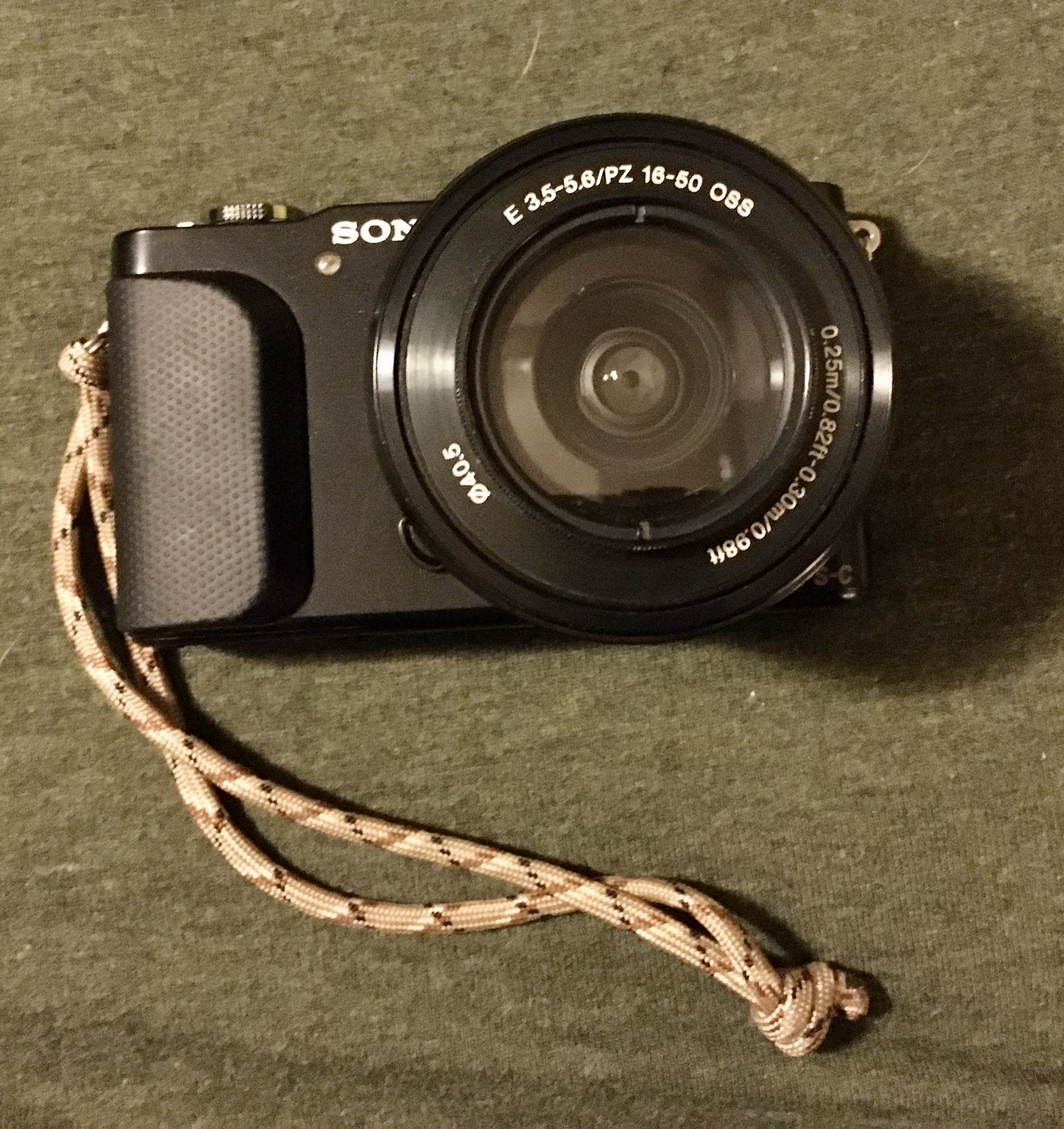 Sony digital camera with two batteries and case