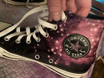 Men’s size 5, /women’s size 7, anyone’s shoe!