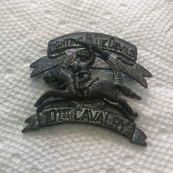 1950’s Rin Tin Tin Fighting Blue Devils 101st Cavalry Pin Nabisco Premium silver color