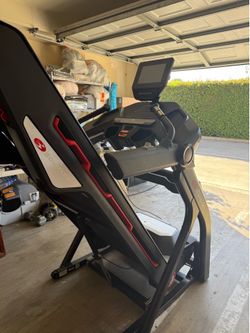 BowFlex Treadmill 10 - New - OBO