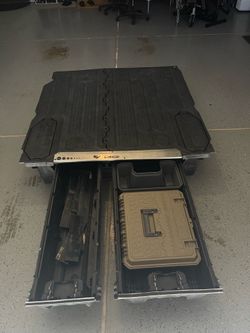 DECKED toolbox