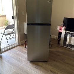 Free Fridge 