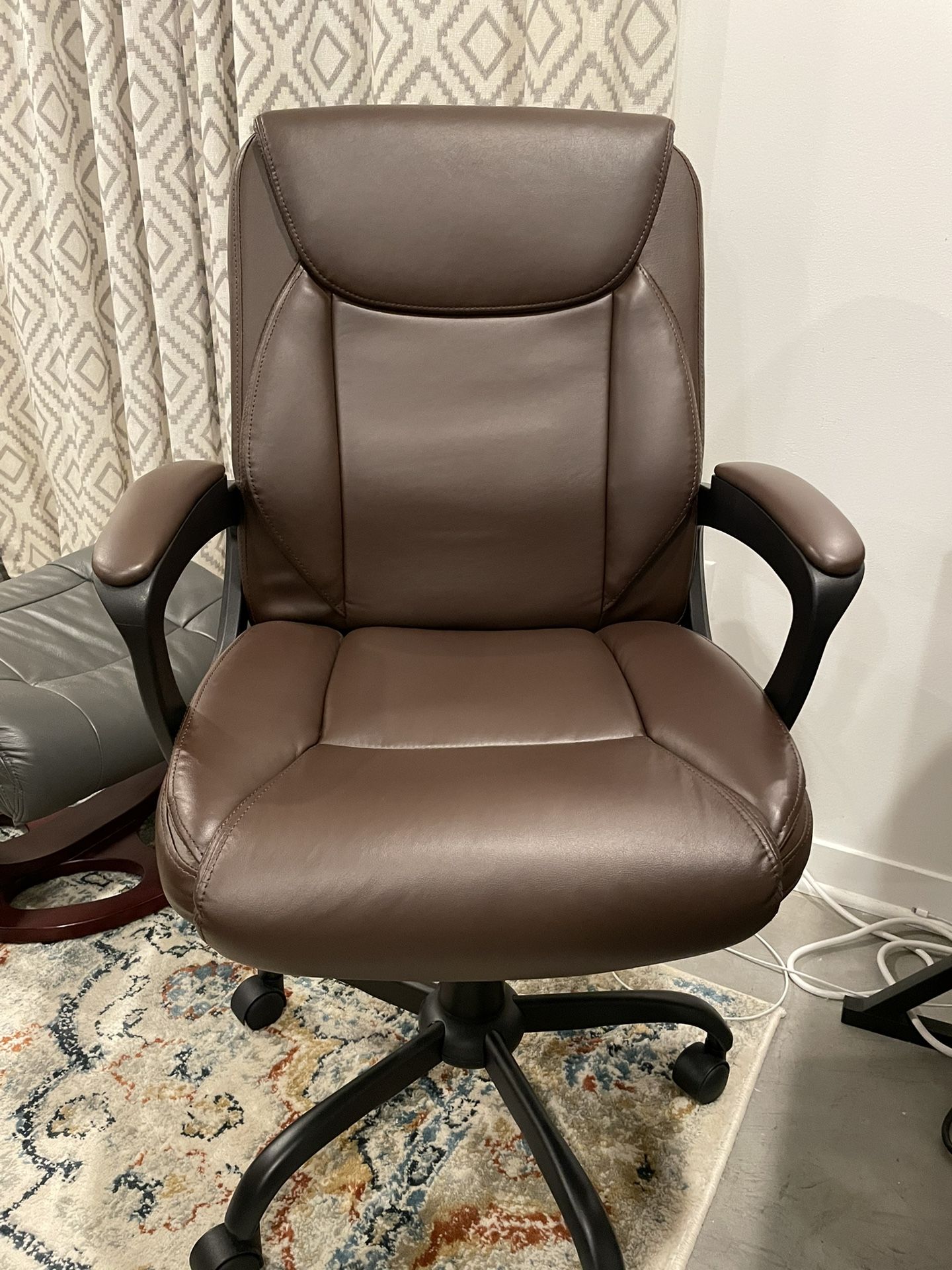 Amazon Basics Brown Padded Armrest Chair