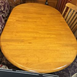 Beautiful Maple Dining Table Set For 4  And 6