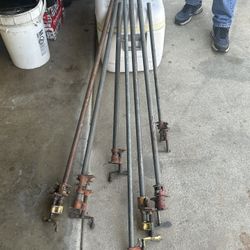 Pipe Clamps 