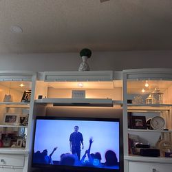 White Wood And Glass Entertainment Center