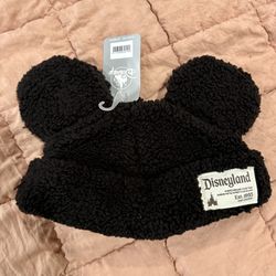 Disneyland Mickey Sherpa Beanie - Black