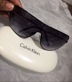 Authentic CK shade for unisex