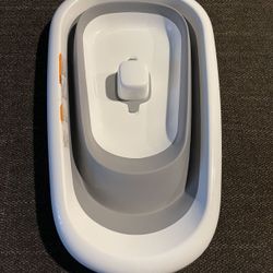 OXO tot Splash & Store Bathtub