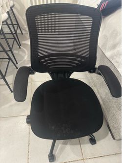 Desk chair