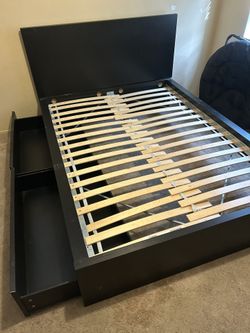 Queen Bed