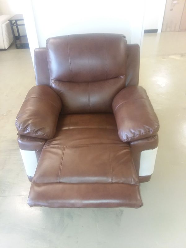 Light Brown Leather Recliner For In Jacksonville Fl Offerup