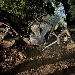 Old Motorcycle (for Parts) 