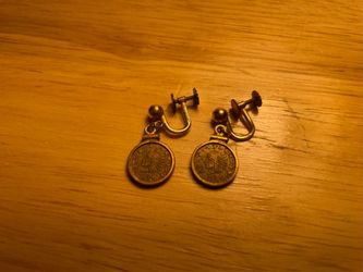 Vintage 12K Gold Filled 1854 Indian Head Coin Design Screw Back Earrings