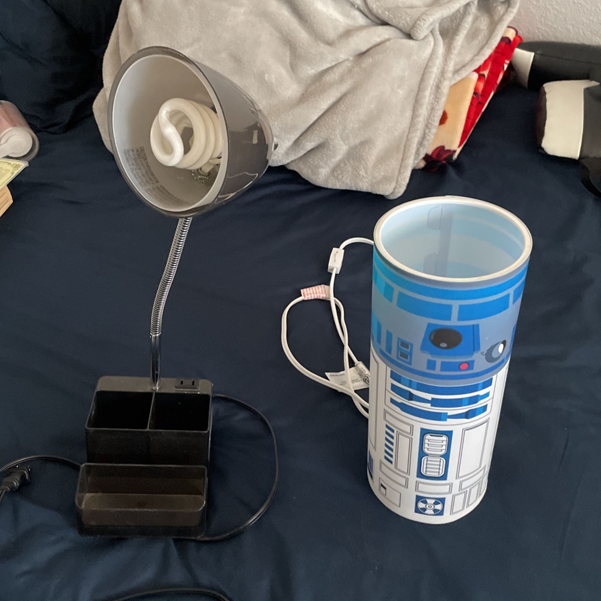 Desk & Nightstand Lamps