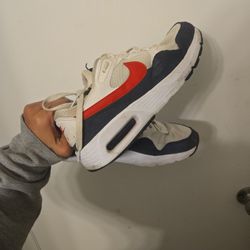 Nike Air Size 8.5