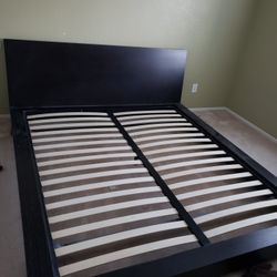 King Bed Frame for Sale in Las Vegas, NV - OfferUp